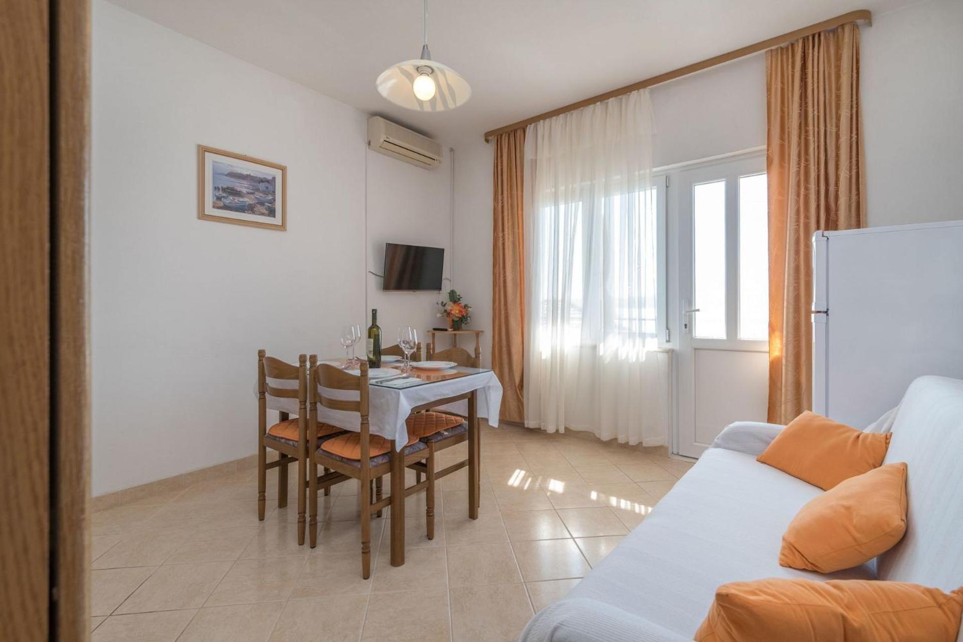 Apartments Vin Трогір Екстер'єр фото